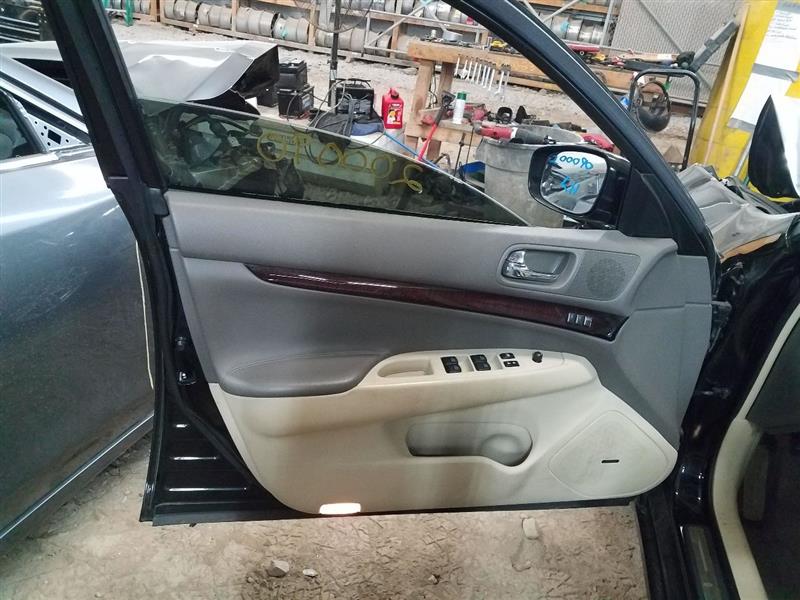 https://f005.backblazeb2.com/file/img-partshotlines-com/Inventory/EX534/Vehicle/37675_16.jpg