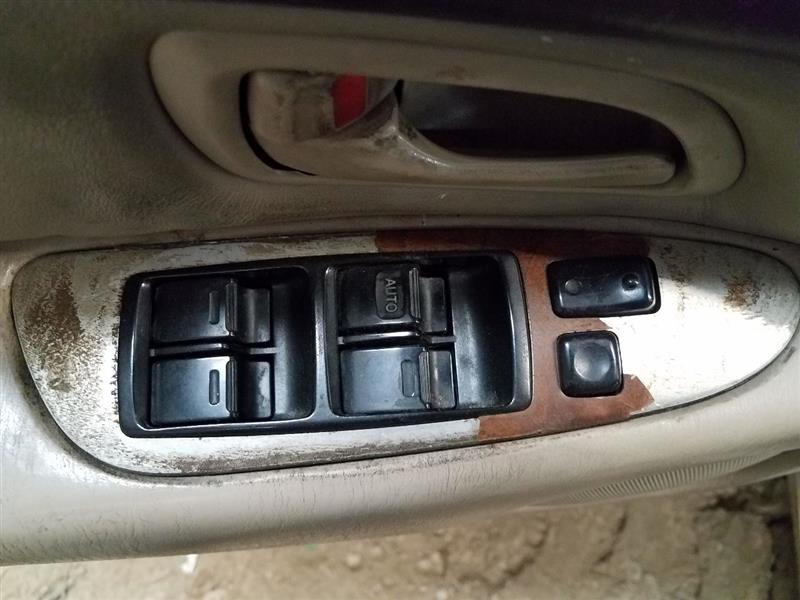 https://f005.backblazeb2.com/file/img-partshotlines-com/Inventory/EX534/Vehicle/38041_07.jpg