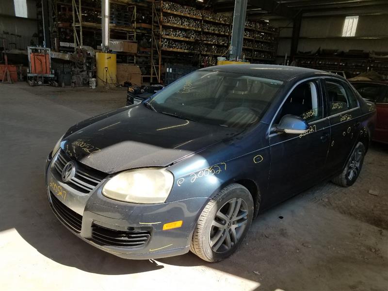 https://f005.backblazeb2.com/file/img-partshotlines-com/Inventory/EX534/Vehicle/39181_02.jpg
