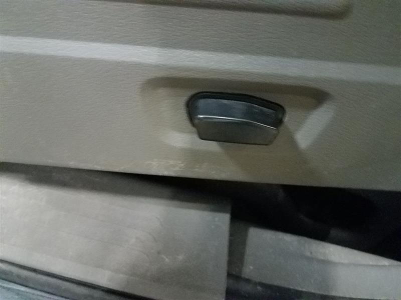 https://f005.backblazeb2.com/file/img-partshotlines-com/Inventory/EX534/Vehicle/39564_09.jpg