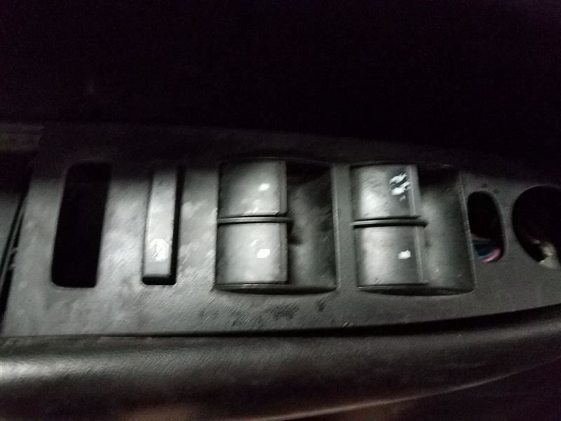 https://f005.backblazeb2.com/file/img-partshotlines-com/Inventory/EX534/Vehicle/39980_08.jpg