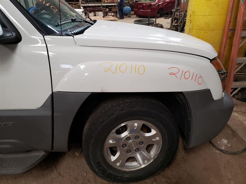 https://f005.backblazeb2.com/file/img-partshotlines-com/Inventory/EX534/Vehicle/40240_11.jpg