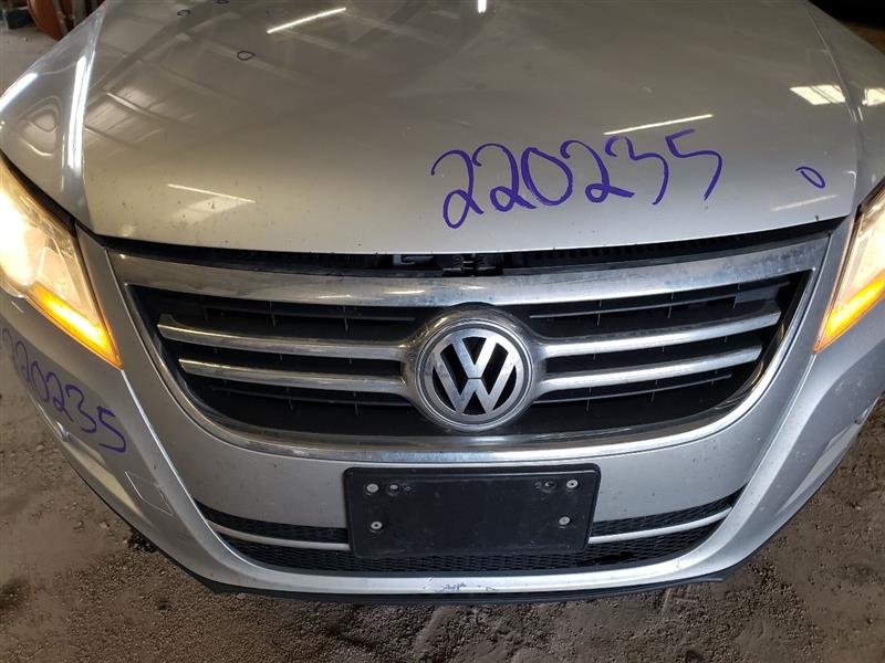 https://f005.backblazeb2.com/file/img-partshotlines-com/Inventory/EX534/Vehicle/42258_06.jpg