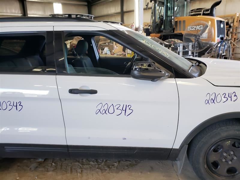 https://f005.backblazeb2.com/file/img-partshotlines-com/Inventory/EX534/Vehicle/42609_12.jpg