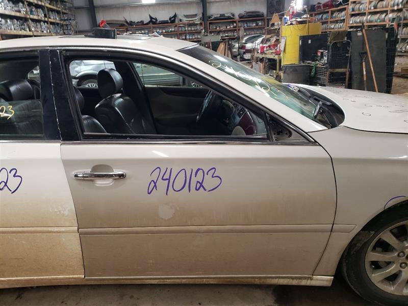 https://f005.backblazeb2.com/file/img-partshotlines-com/Inventory/EX534/Vehicle/44047_12.jpg