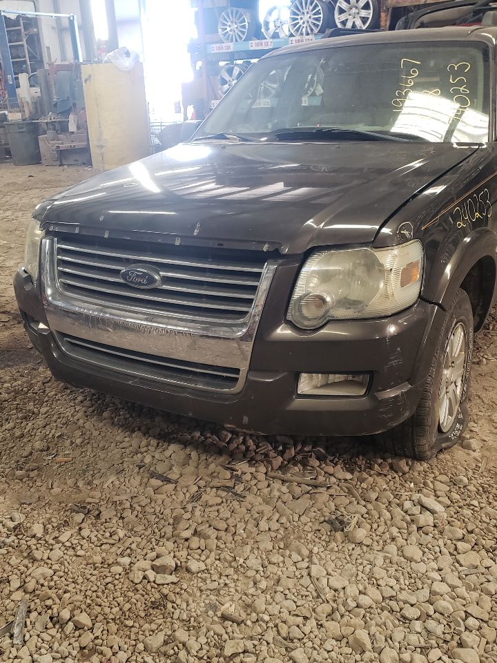https://f005.backblazeb2.com/file/img-partshotlines-com/Inventory/EX534/Vehicle/44403_03.jpg
