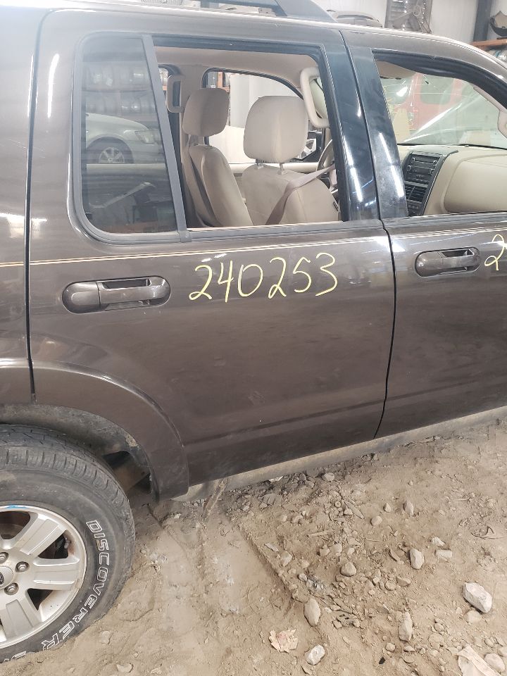 https://f005.backblazeb2.com/file/img-partshotlines-com/Inventory/EX534/Vehicle/44403_07.jpg