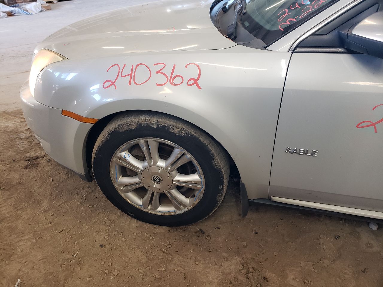 https://f005.backblazeb2.com/file/img-partshotlines-com/Inventory/EX534/Vehicle/44698_02.jpg