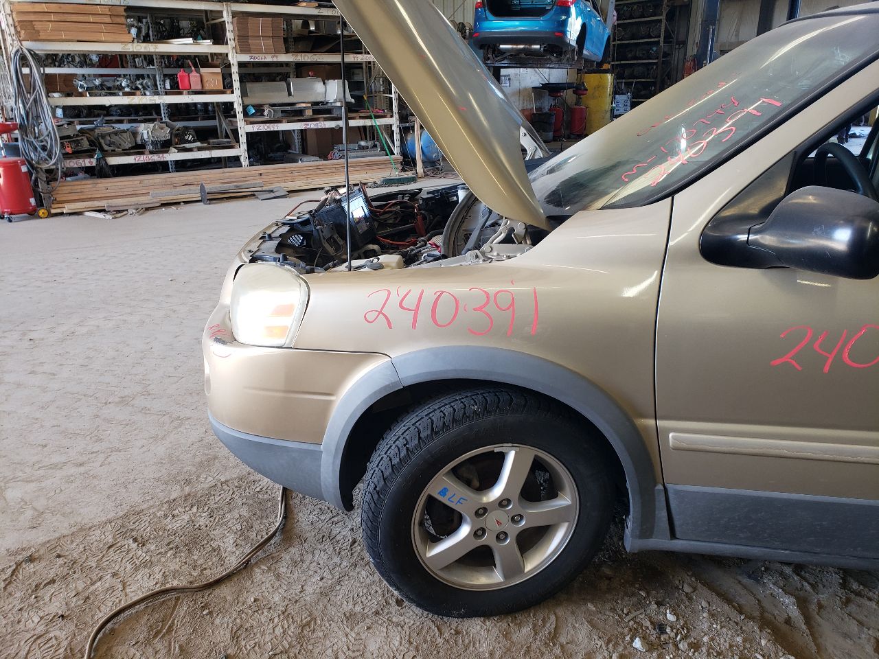https://f005.backblazeb2.com/file/img-partshotlines-com/Inventory/EX534/Vehicle/44756_01.jpg