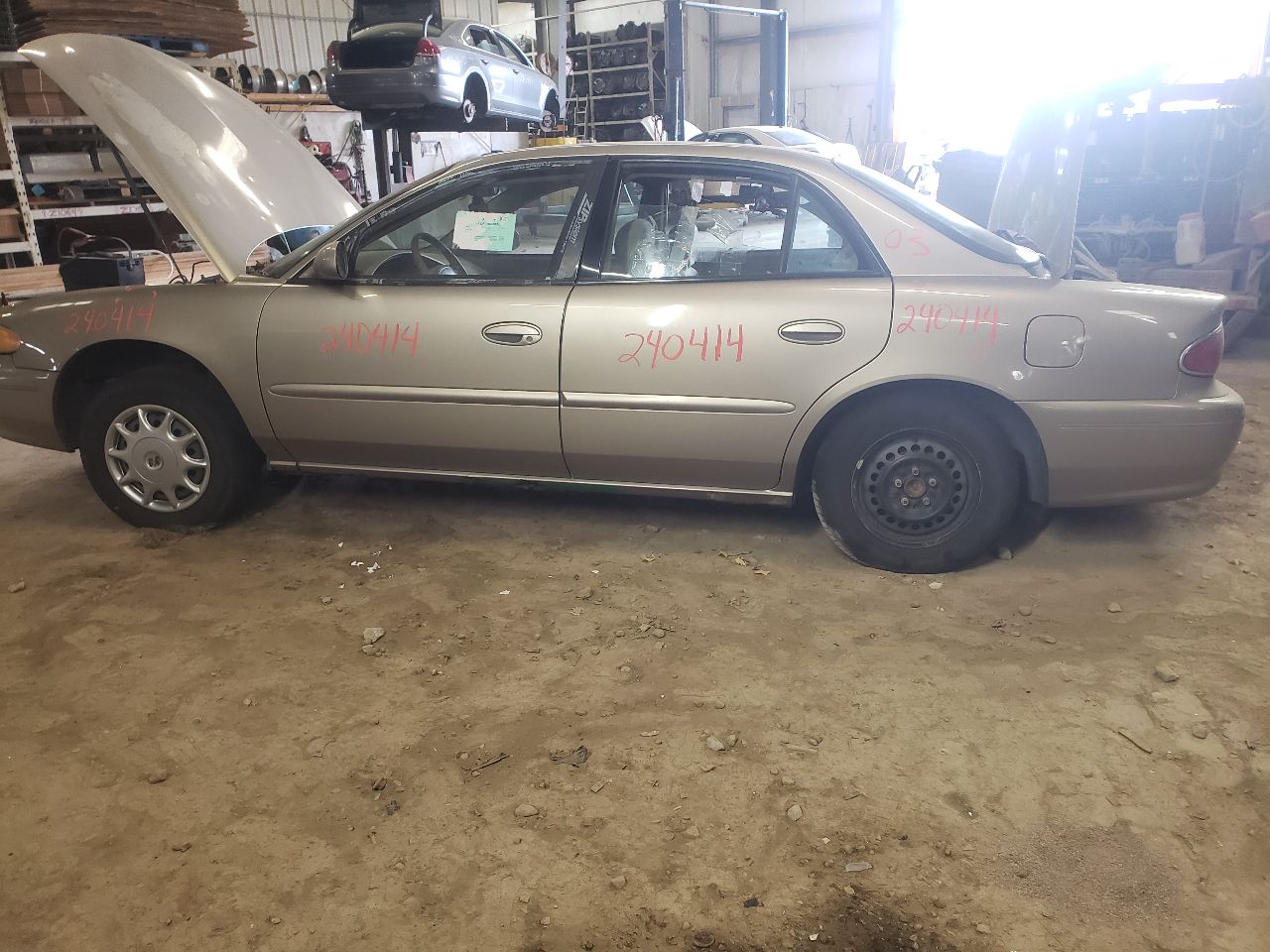 https://f005.backblazeb2.com/file/img-partshotlines-com/Inventory/EX534/Vehicle/44801_01.jpg