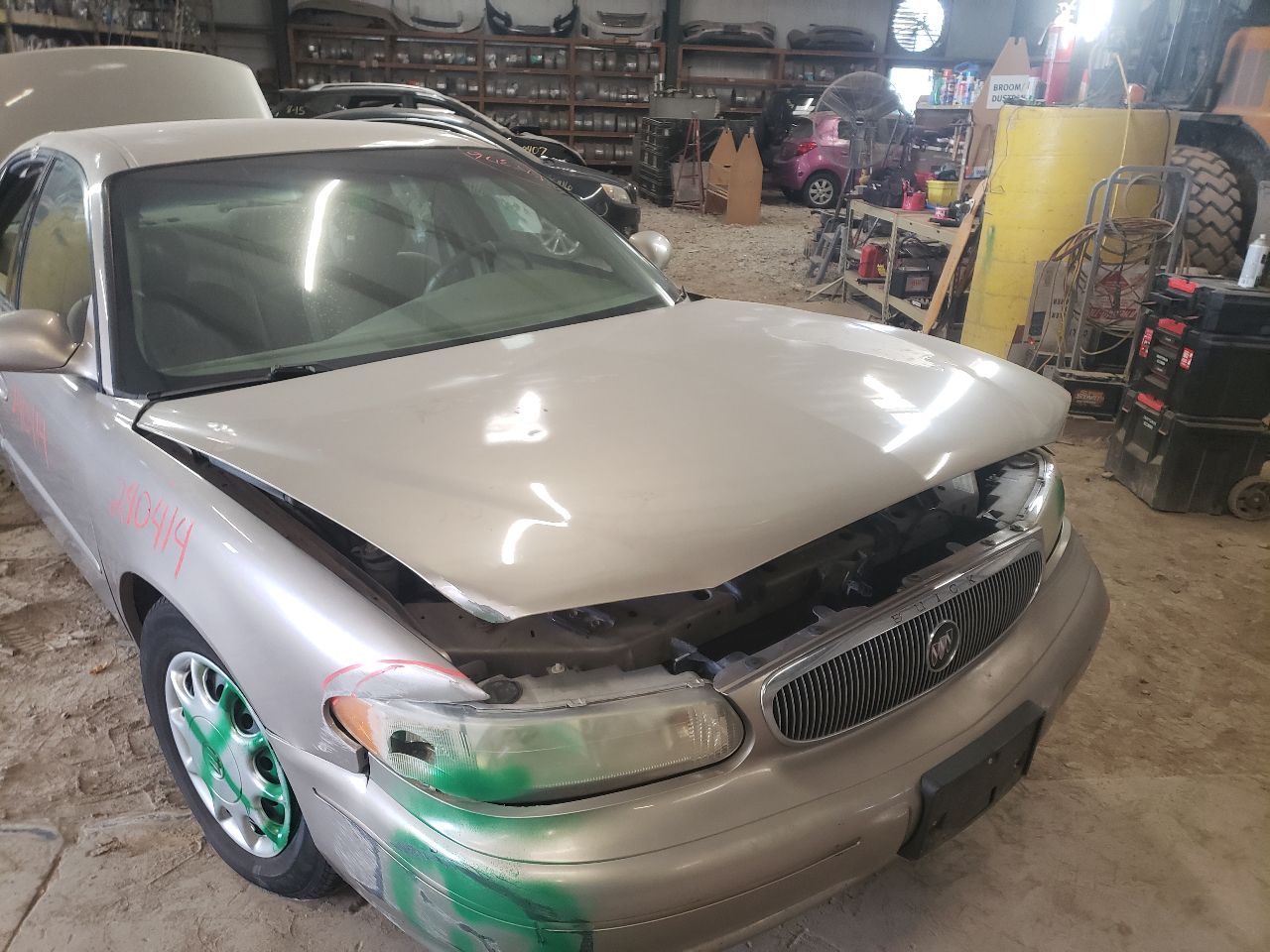 https://f005.backblazeb2.com/file/img-partshotlines-com/Inventory/EX534/Vehicle/44801_06.jpg