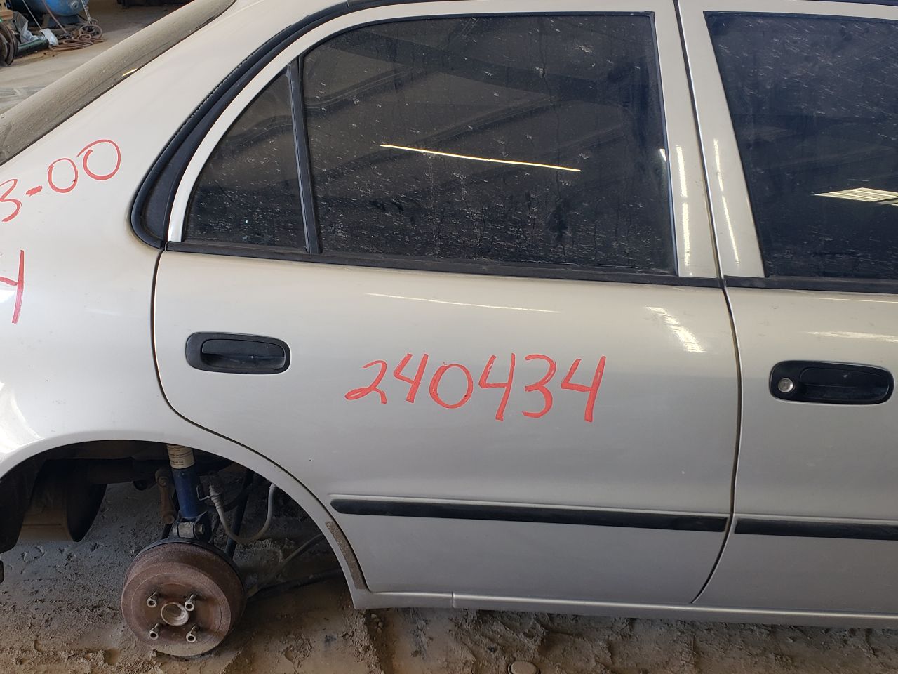https://f005.backblazeb2.com/file/img-partshotlines-com/Inventory/EX534/Vehicle/44853_08.jpg