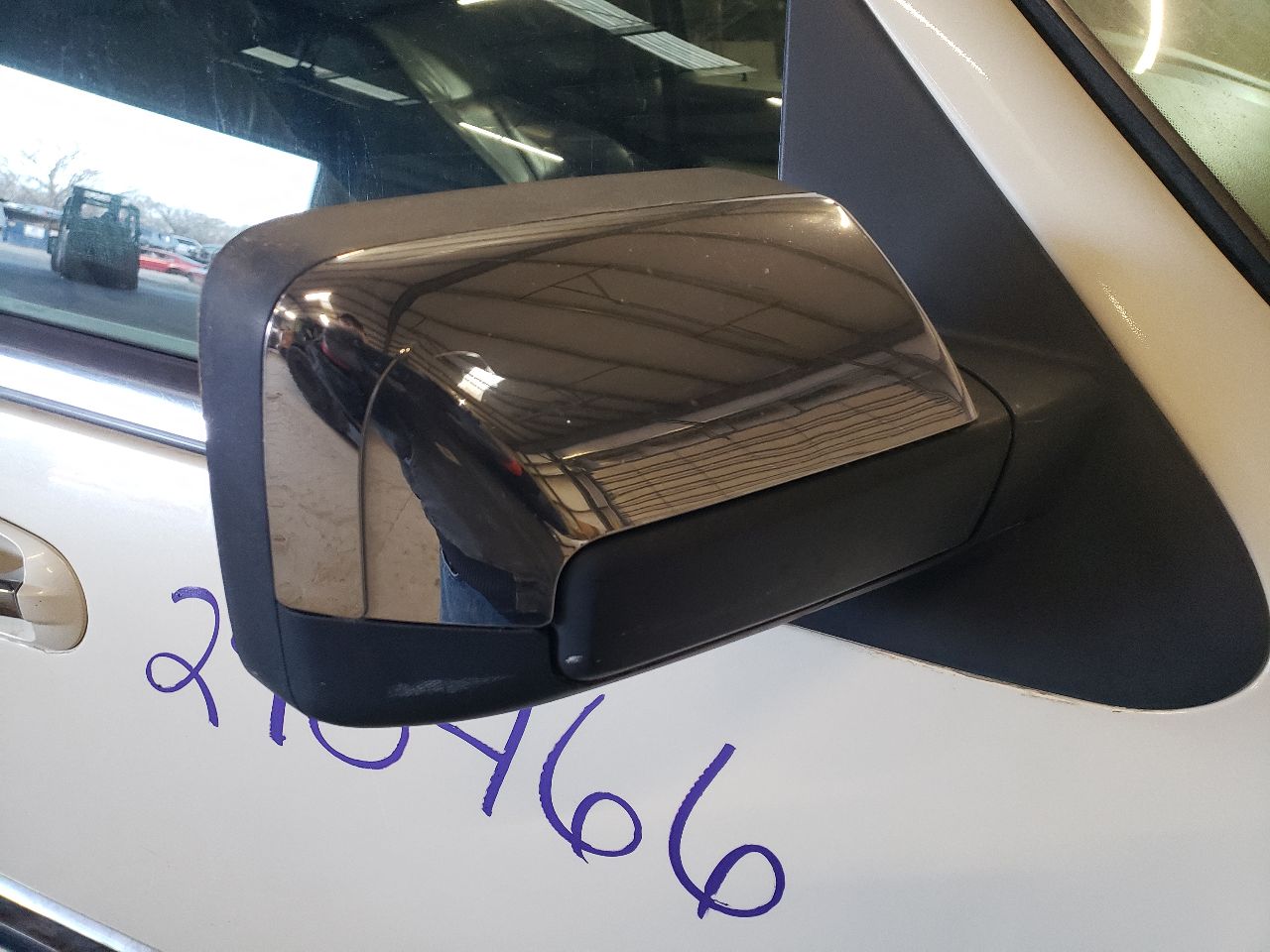 https://f005.backblazeb2.com/file/img-partshotlines-com/Inventory/EX534/Vehicle/44920_05.jpg