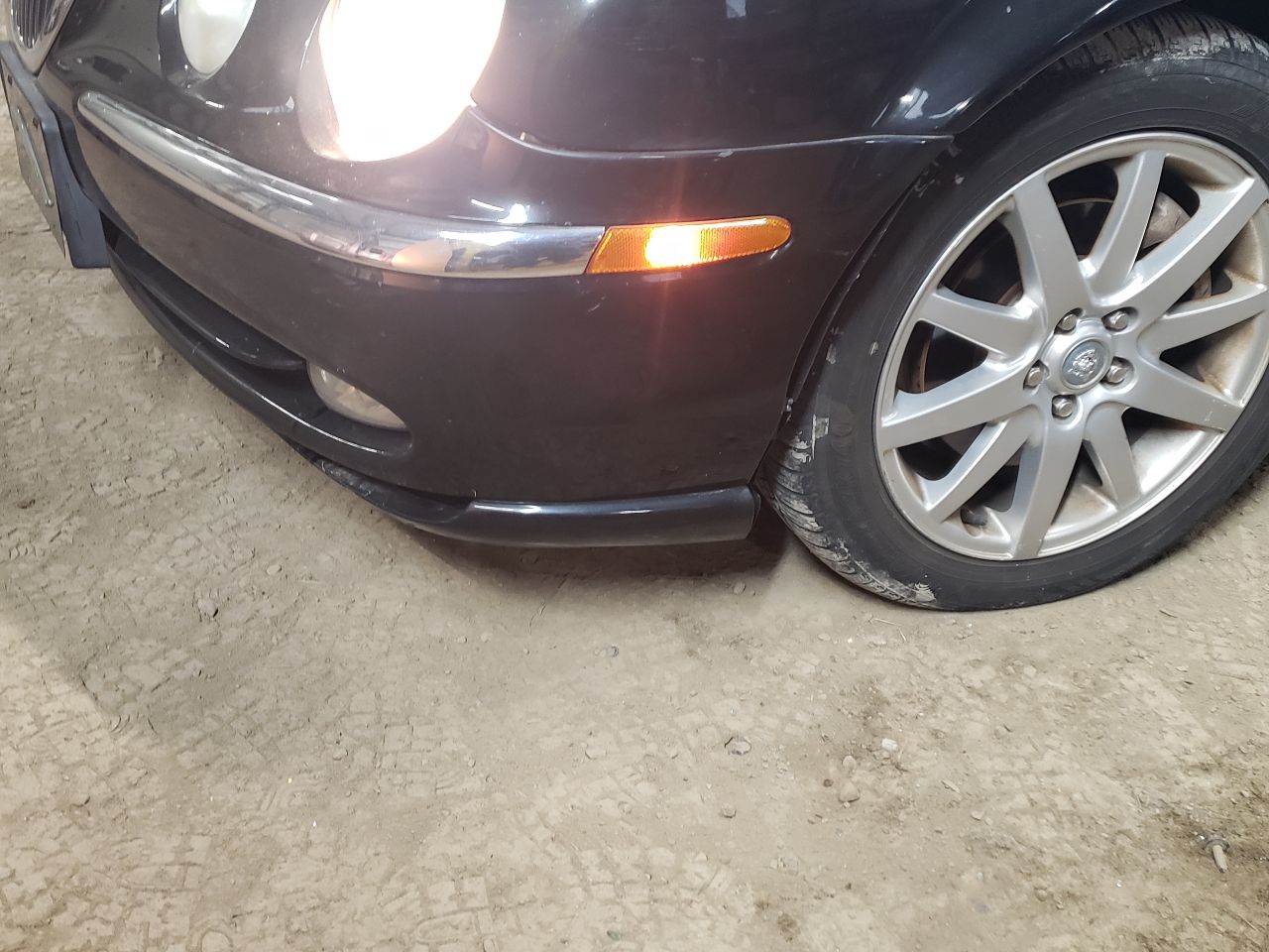 https://f005.backblazeb2.com/file/img-partshotlines-com/Inventory/EX534/Vehicle/44932_03.jpg