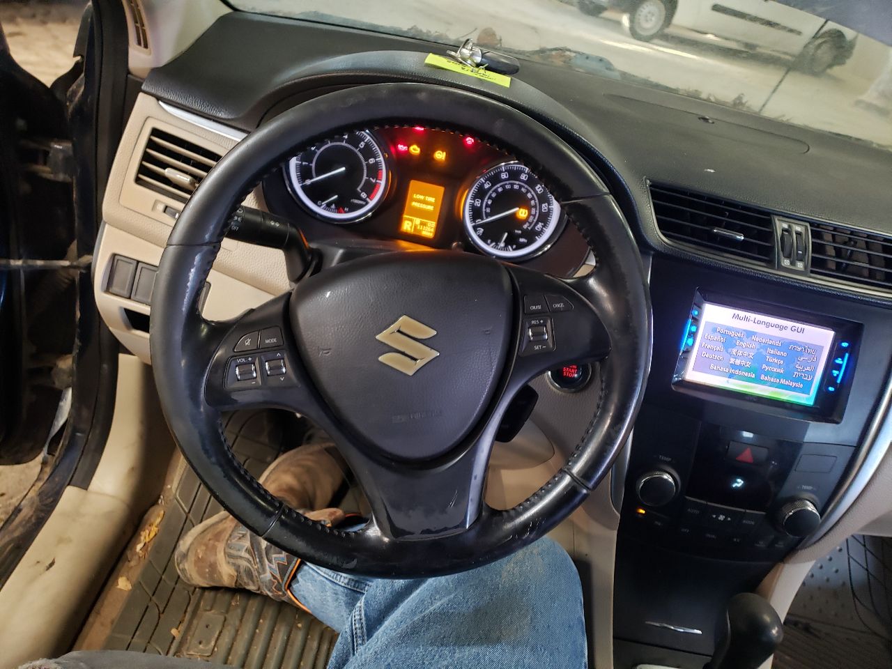 https://f005.backblazeb2.com/file/img-partshotlines-com/Inventory/EX534/Vehicle/44986_40.jpg