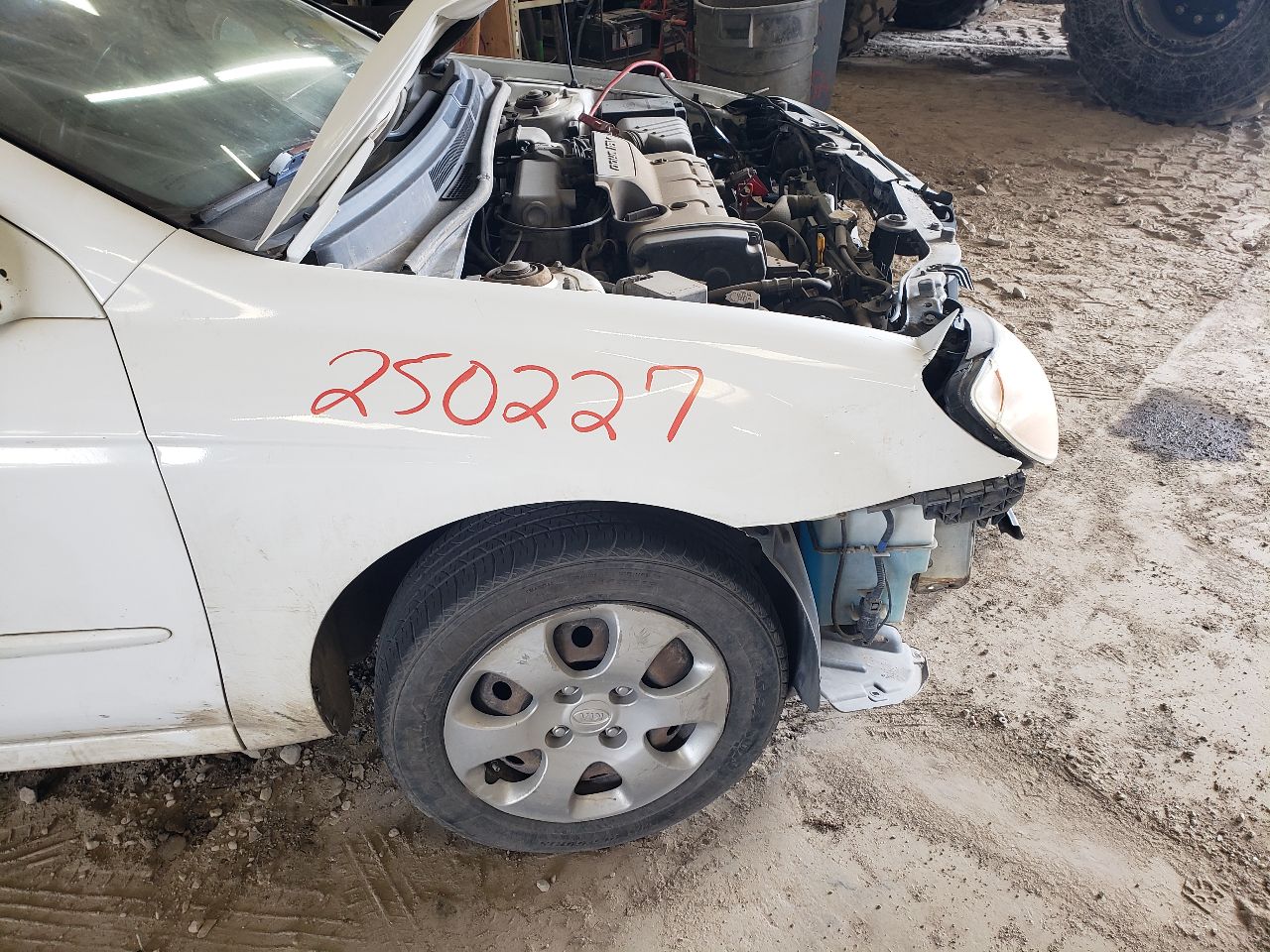 https://f005.backblazeb2.com/file/img-partshotlines-com/Inventory/EX534/Vehicle/45242_08.jpg