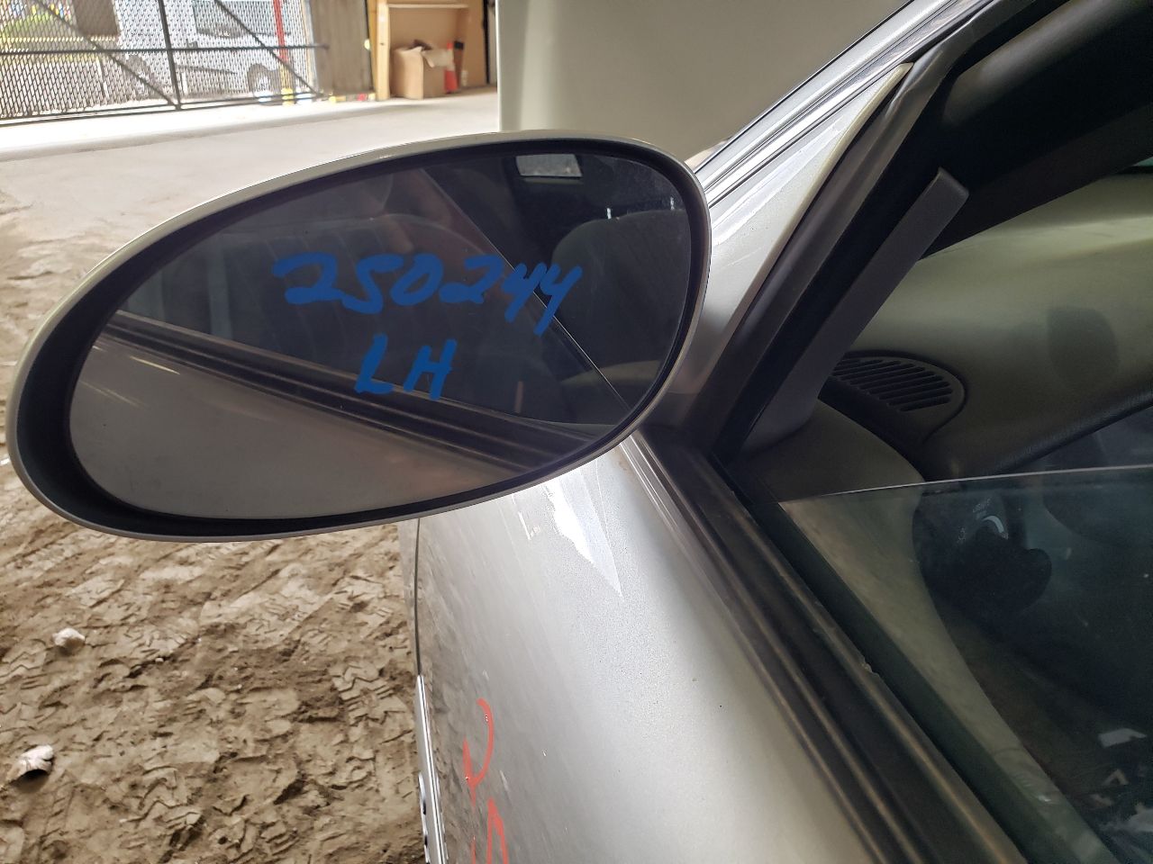 https://f005.backblazeb2.com/file/img-partshotlines-com/Inventory/EX534/Vehicle/45289_10.jpg