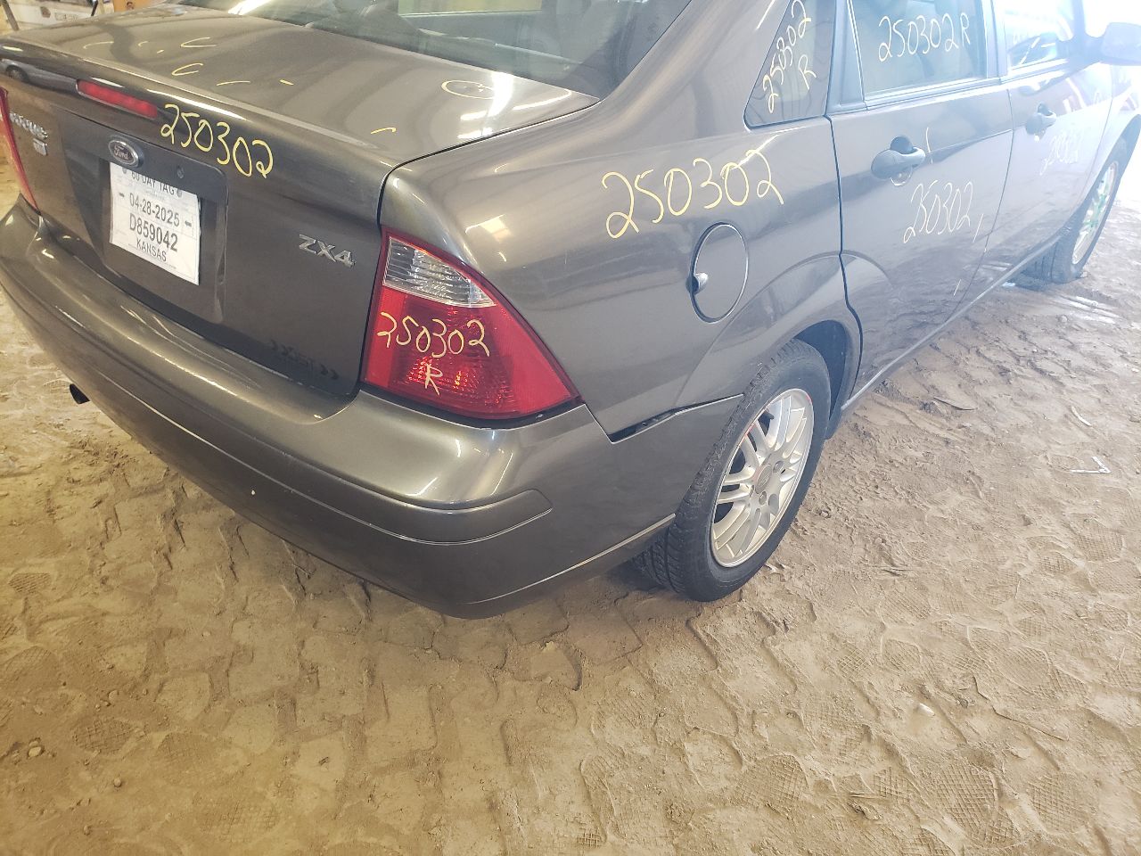 https://f005.backblazeb2.com/file/img-partshotlines-com/Inventory/EX534/Vehicle/45418_07.jpg