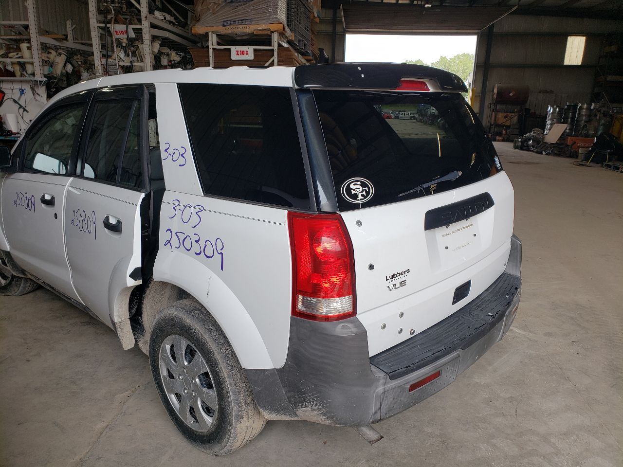 https://f005.backblazeb2.com/file/img-partshotlines-com/Inventory/EX534/Vehicle/45438_04.jpg