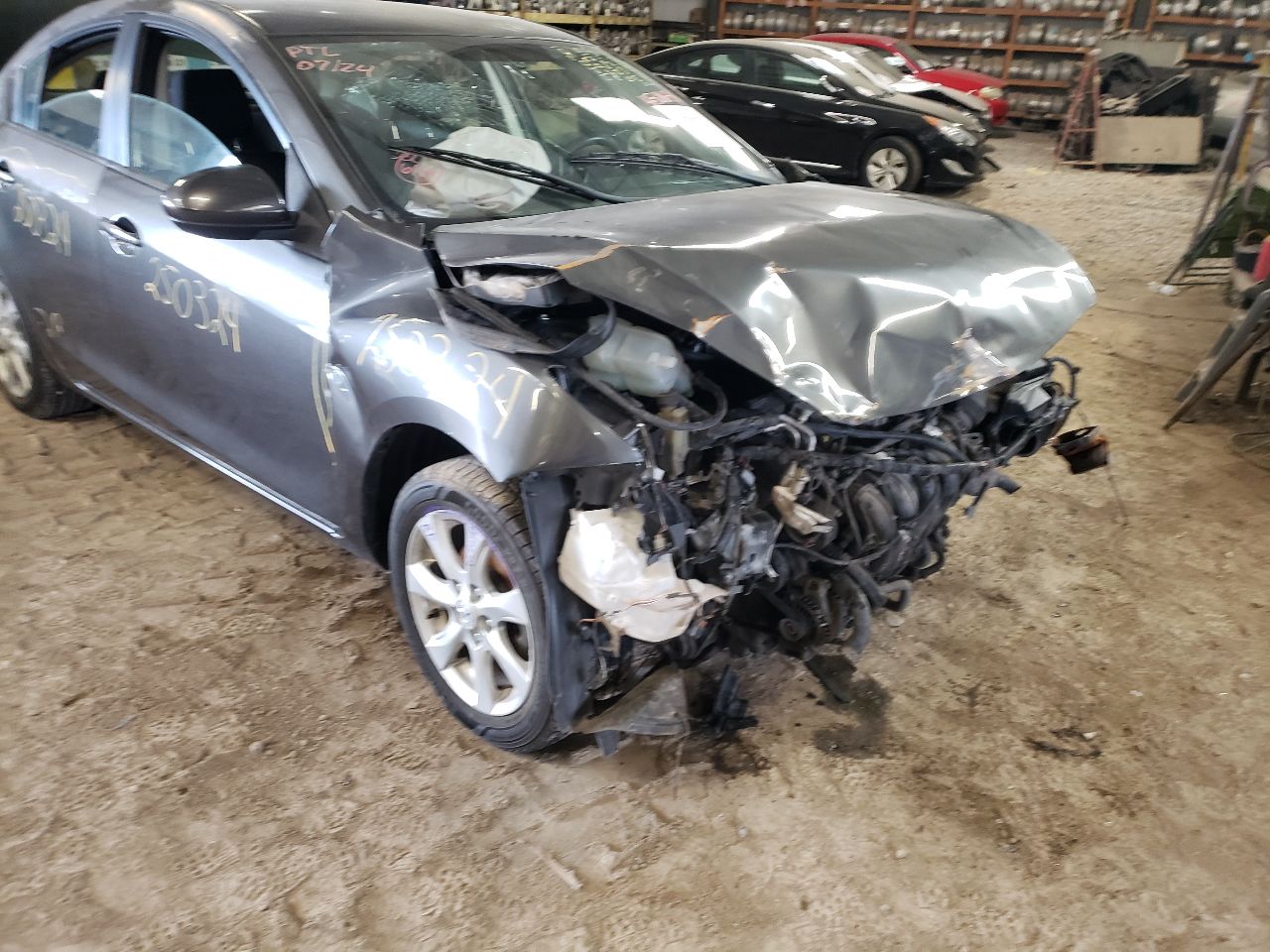 https://f005.backblazeb2.com/file/img-partshotlines-com/Inventory/EX534/Vehicle/45470_12.jpg