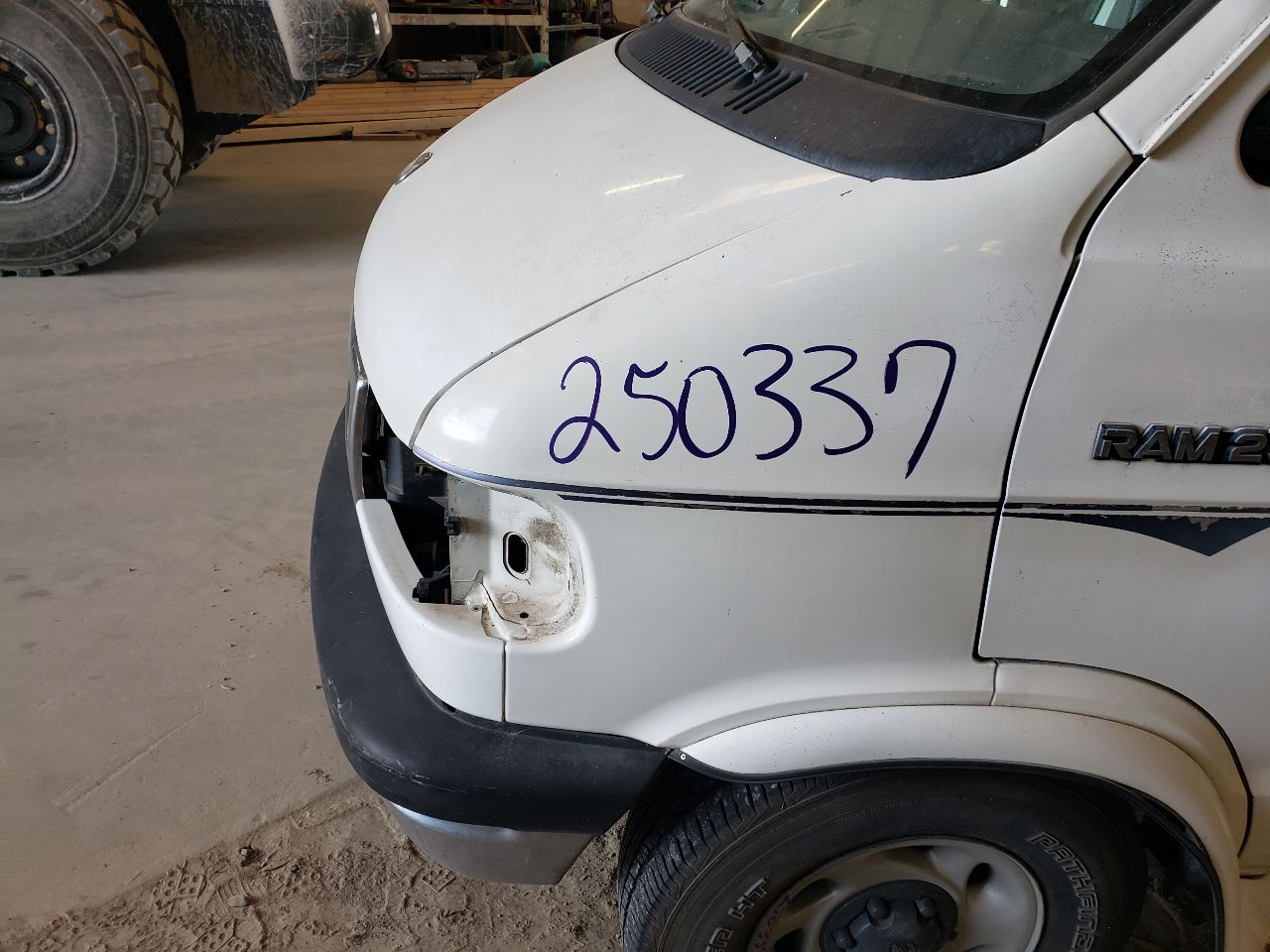 https://f005.backblazeb2.com/file/img-partshotlines-com/Inventory/EX534/Vehicle/45499_07.jpg
