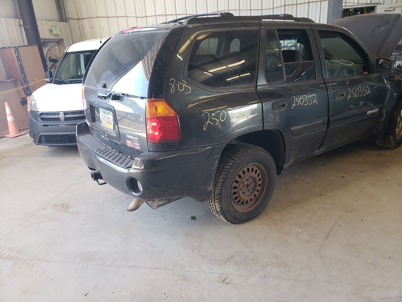 https://f005.backblazeb2.com/file/img-partshotlines-com/Inventory/EX534/Vehicle/45528_03.jpg