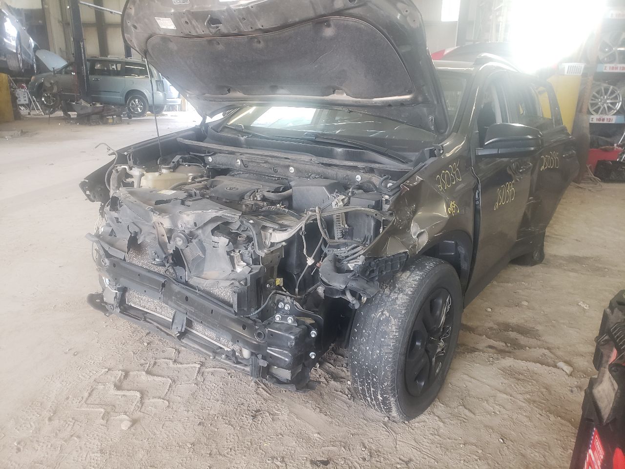 https://f005.backblazeb2.com/file/img-partshotlines-com/Inventory/EX534/Vehicle/45645_01.jpg
