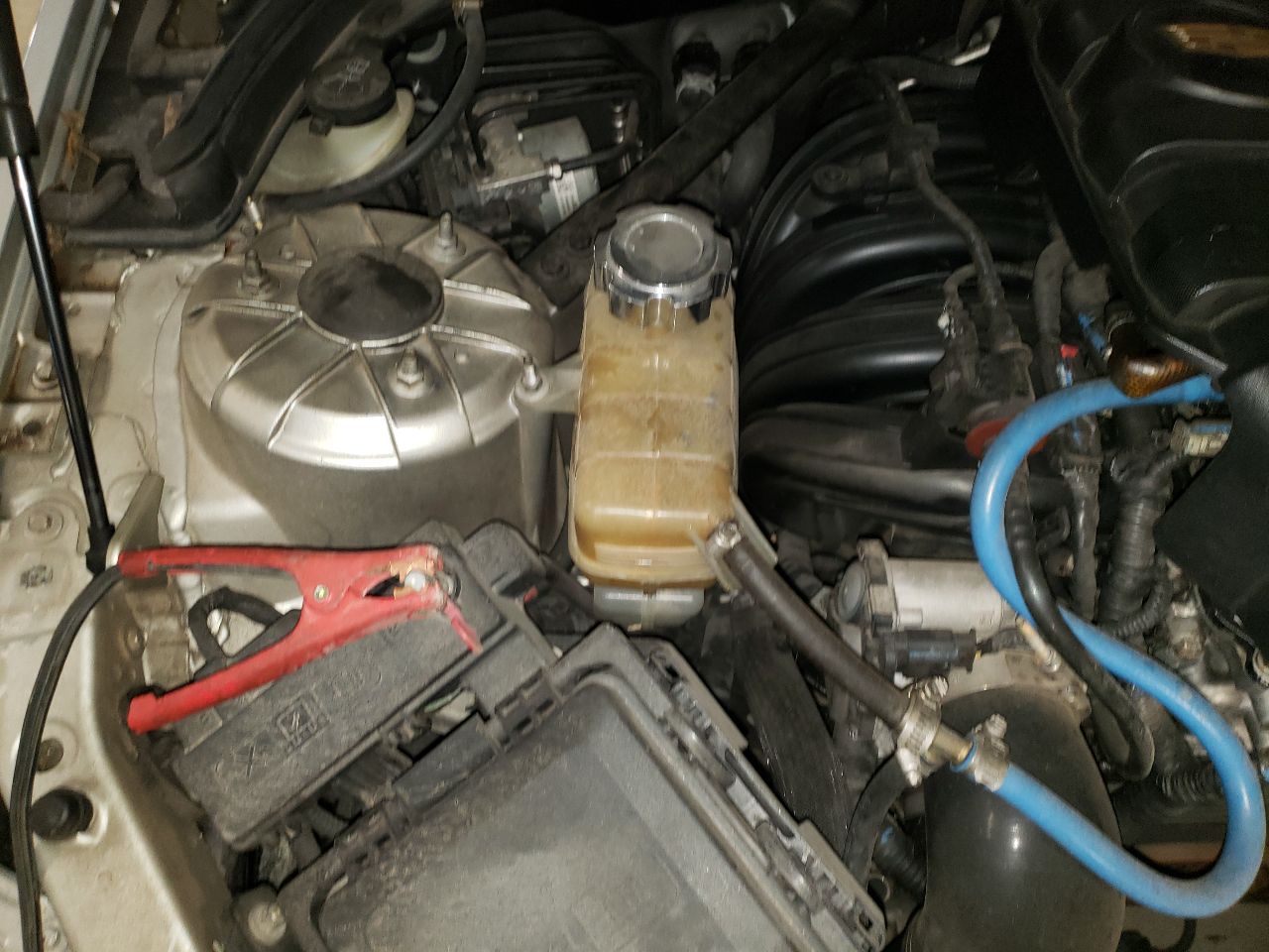 https://f005.backblazeb2.com/file/img-partshotlines-com/Inventory/EX534/Vehicle/45759_12.jpg