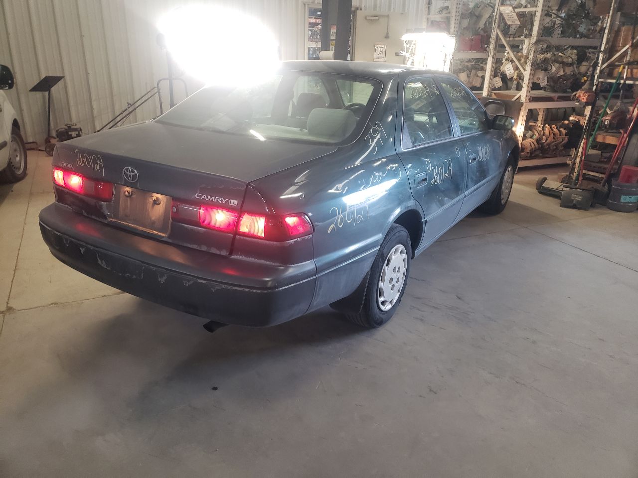 https://f005.backblazeb2.com/file/img-partshotlines-com/Inventory/EX534/Vehicle/45918_03.jpg