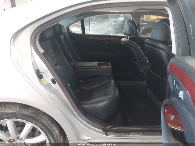 https://f005.backblazeb2.com/file/img-partshotlines-com/Inventory/EX534/Vehicle/45966_08.jpg