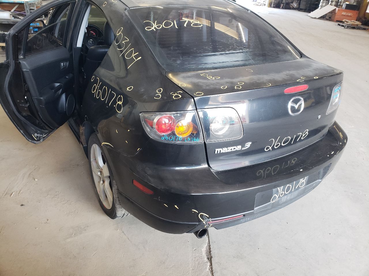 https://f005.backblazeb2.com/file/img-partshotlines-com/Inventory/EX534/Vehicle/46024_04.jpg