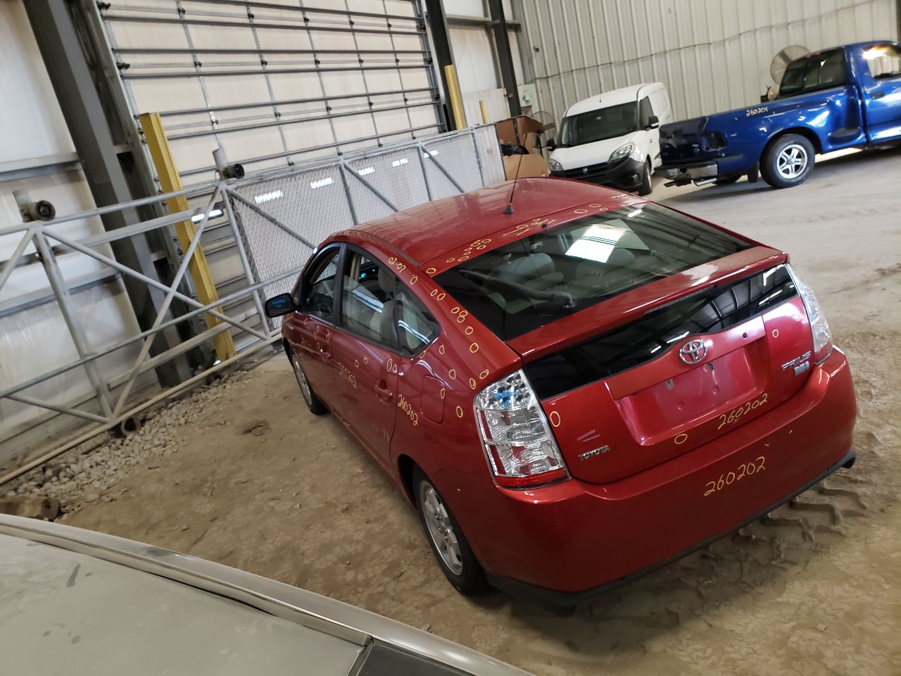 https://f005.backblazeb2.com/file/img-partshotlines-com/Inventory/EX534/Vehicle/46102_04.jpg