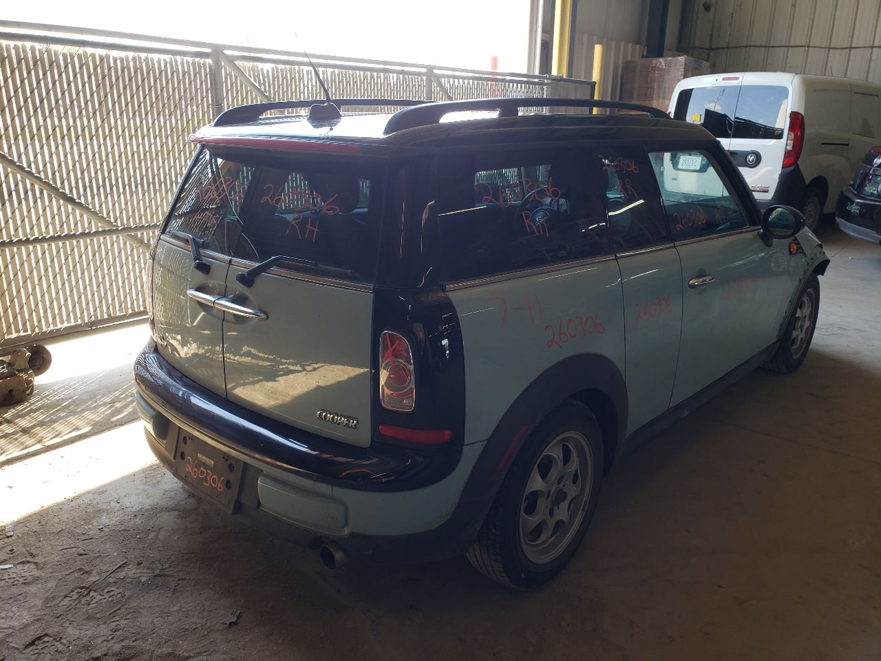 https://f005.backblazeb2.com/file/img-partshotlines-com/Inventory/EX534/Vehicle/46362_03.jpg