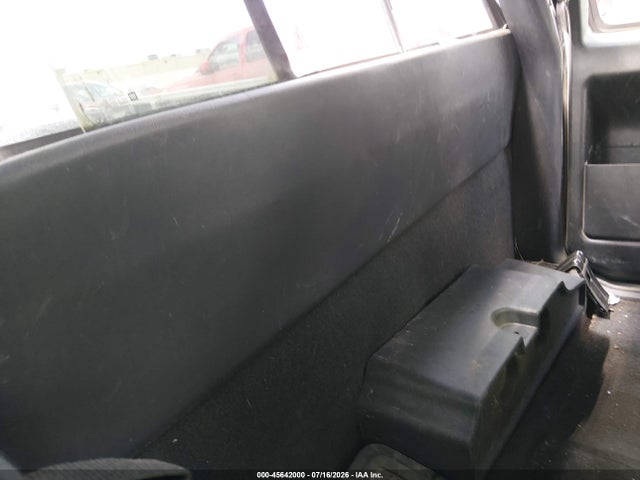https://f005.backblazeb2.com/file/img-partshotlines-com/Inventory/EX534/Vehicle/46387_08.jpg