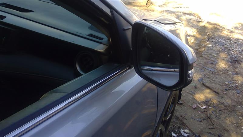 https://f005.backblazeb2.com/file/img-partshotlines-com/Inventory/EX536/Vehicle/64761_06.jpg
