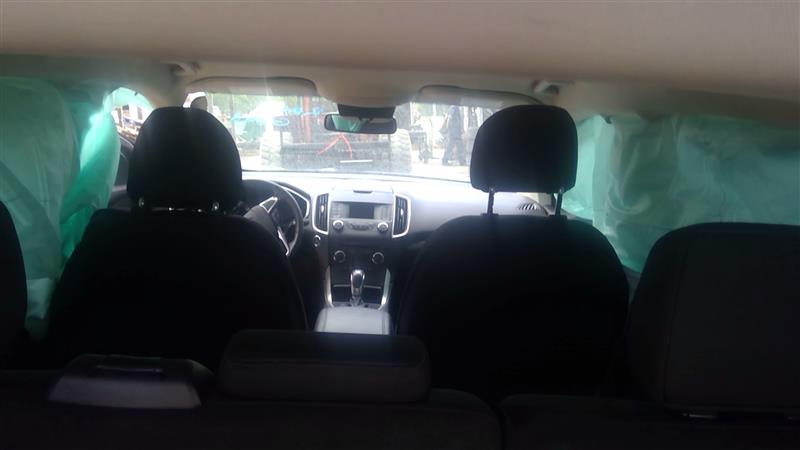 Vehicle/77086_07.jpg