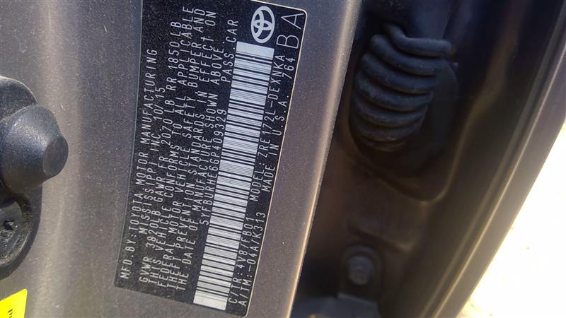 Vehicle/80029_11.jpg