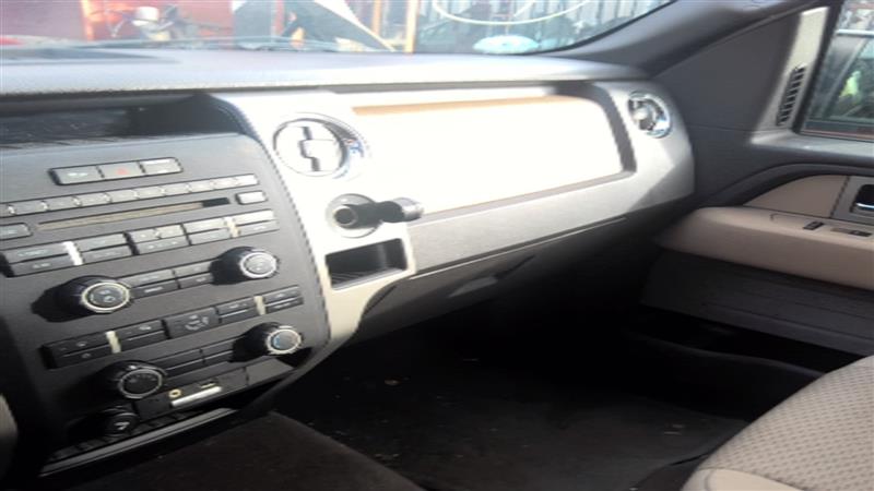 Vehicle/80383_05.jpg