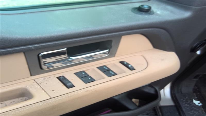 Vehicle/80383_09.jpg