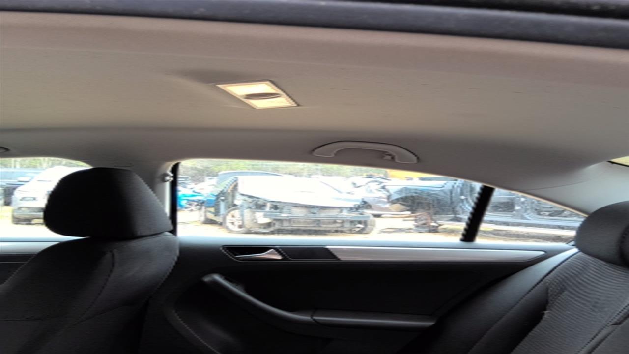 Vehicle/82964_07.jpg