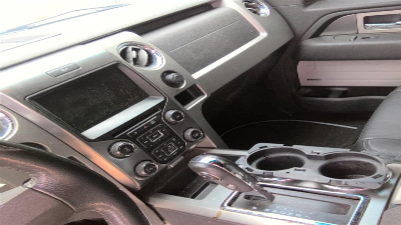 Vehicle/83100_05.jpg