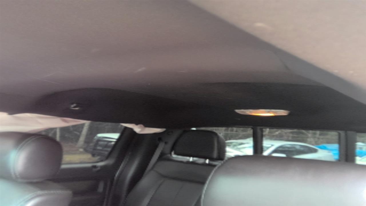 Vehicle/83100_06.jpg