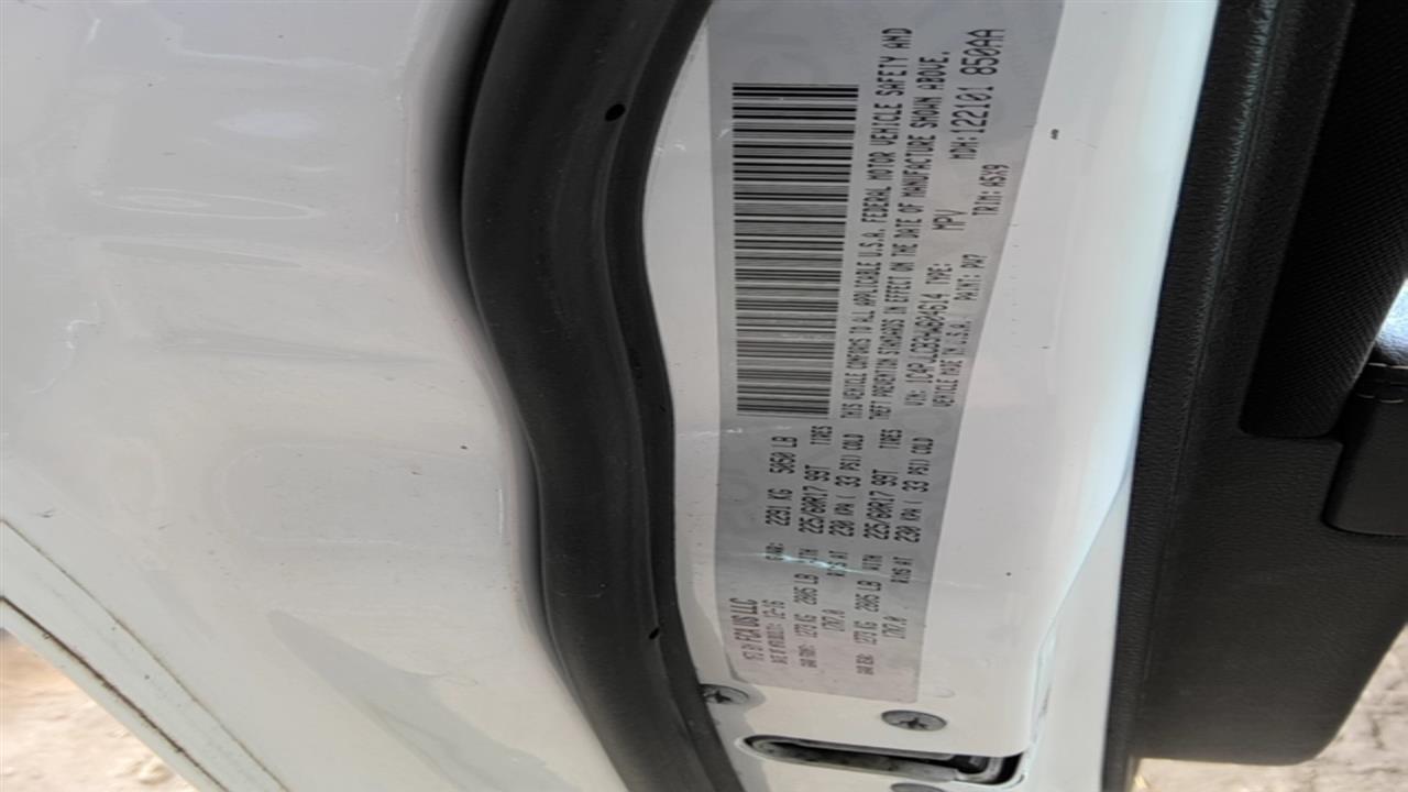Vehicle/86738_05.jpg