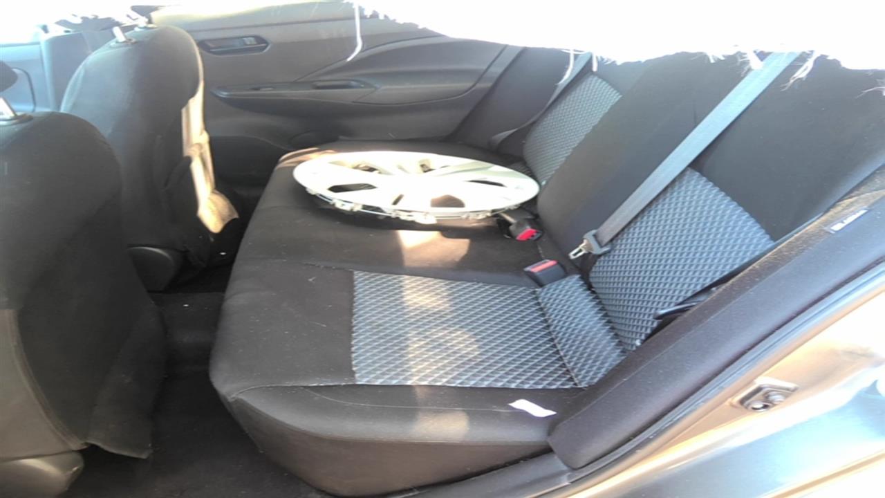 Vehicle/88021_04.jpg