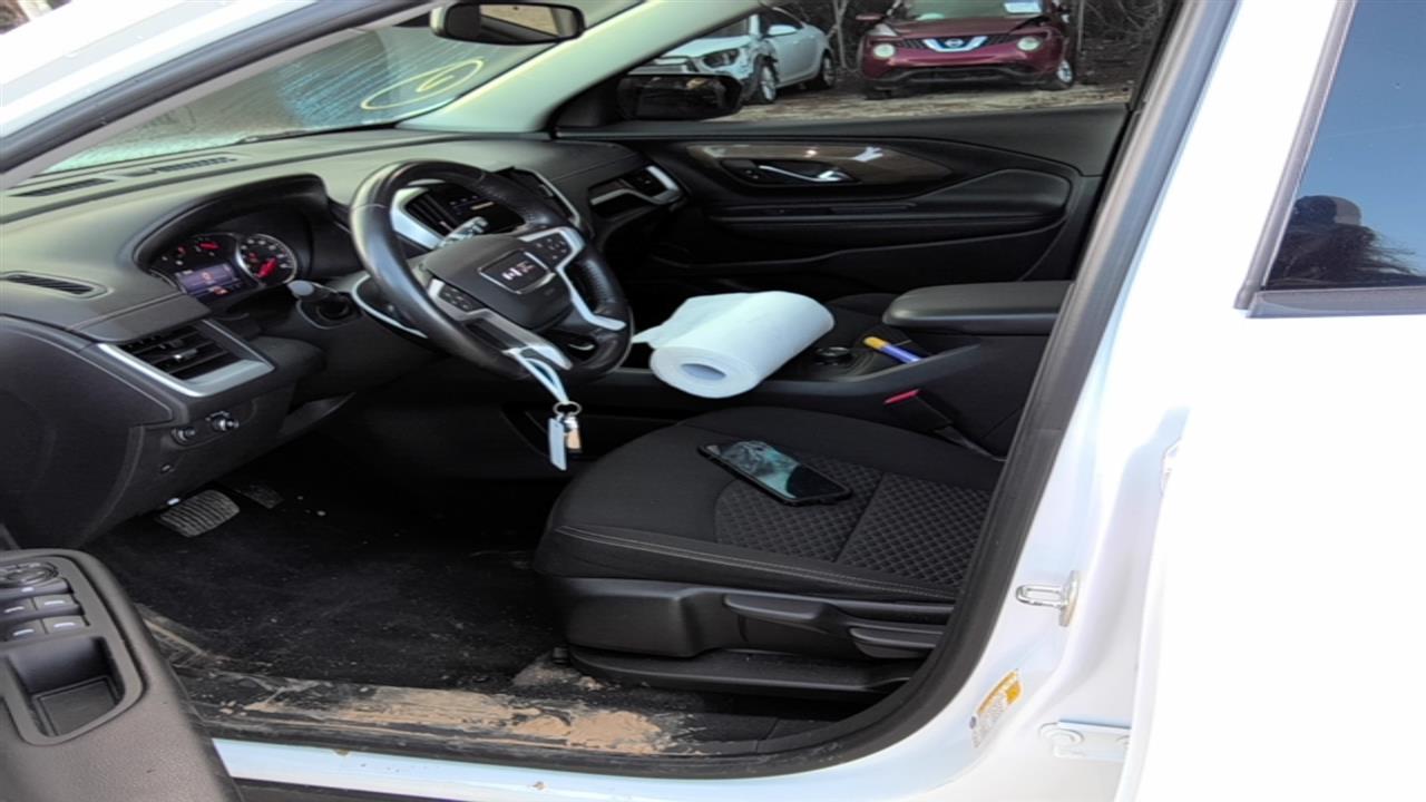 Vehicle/88230_05.jpg