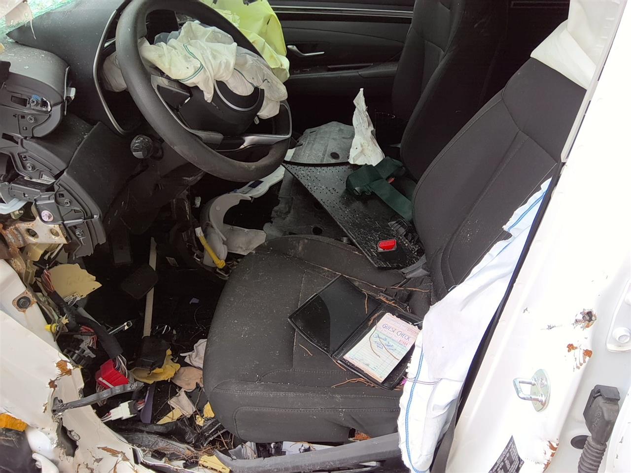 Vehicle/89130_08.jpg