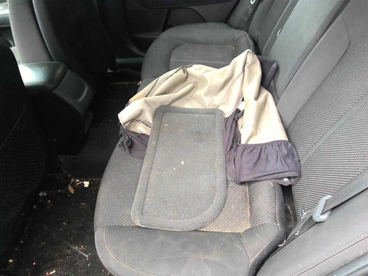 Vehicle/89705_07.jpg