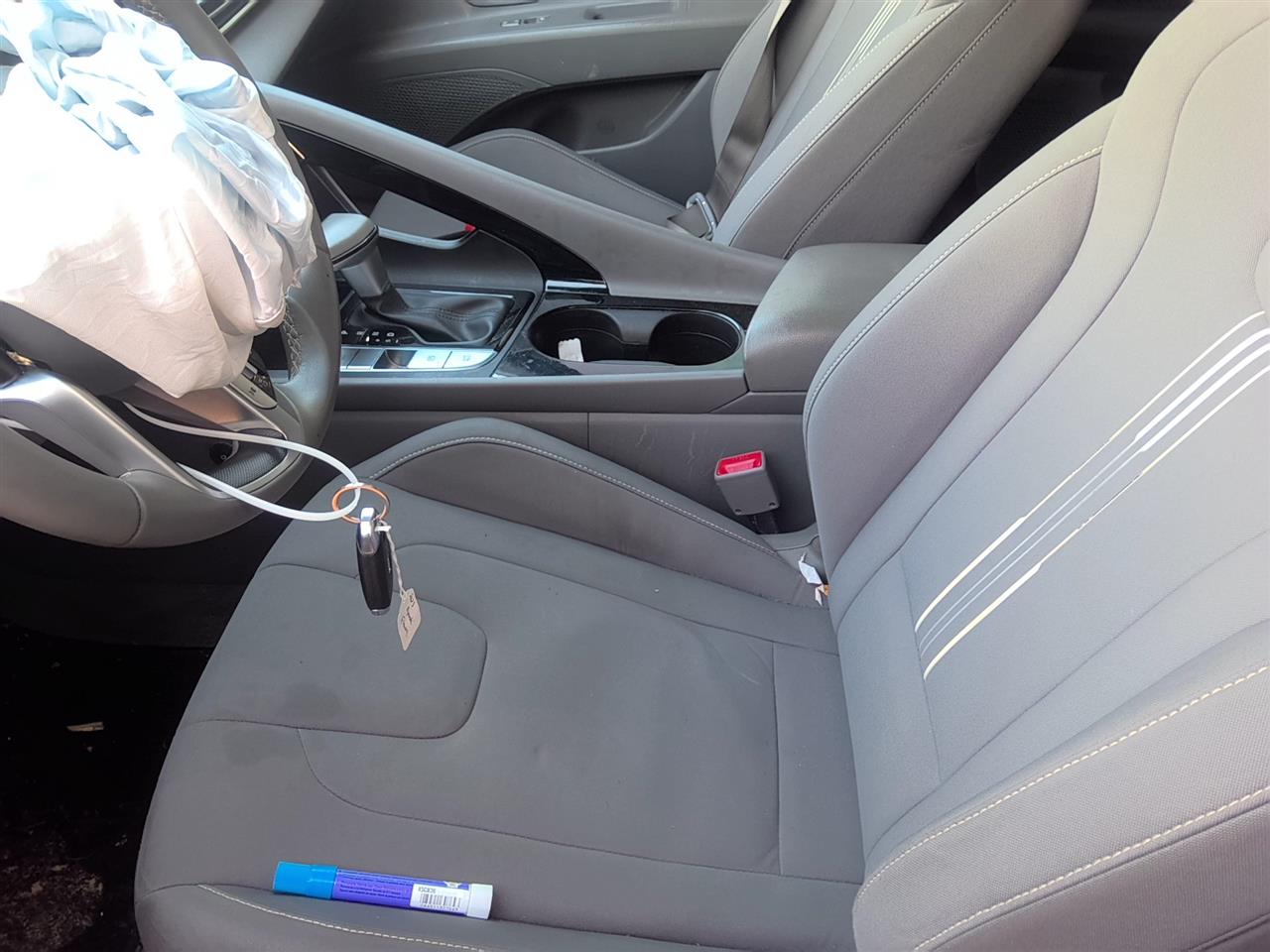 Vehicle/89712_06.jpg