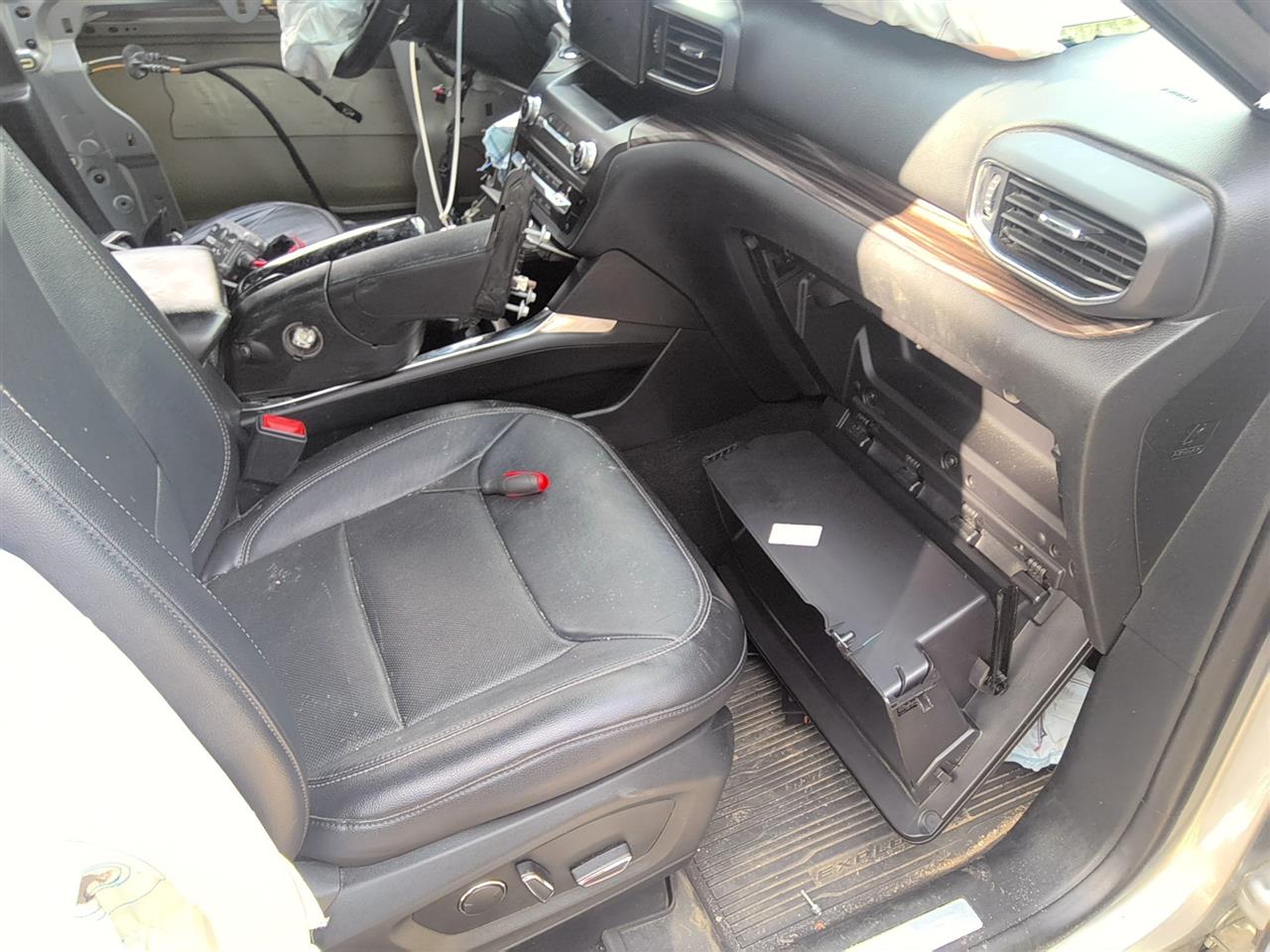 https://f005.backblazeb2.com/file/img-partshotlines-com/Inventory/EX536/Vehicle/90044_07.jpg