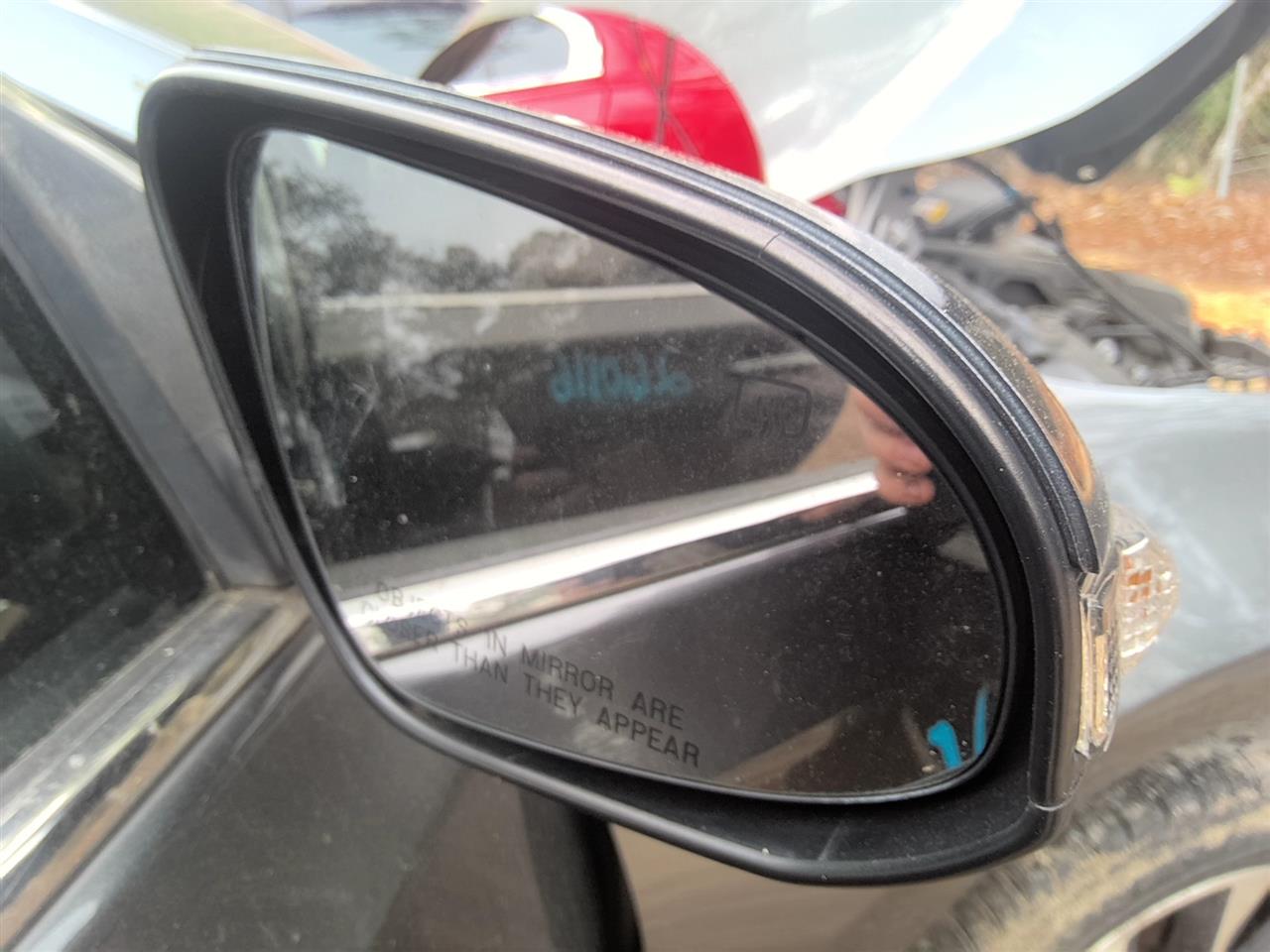 https://f005.backblazeb2.com/file/img-partshotlines-com/Inventory/EX536/Vehicle/90413_12.jpg